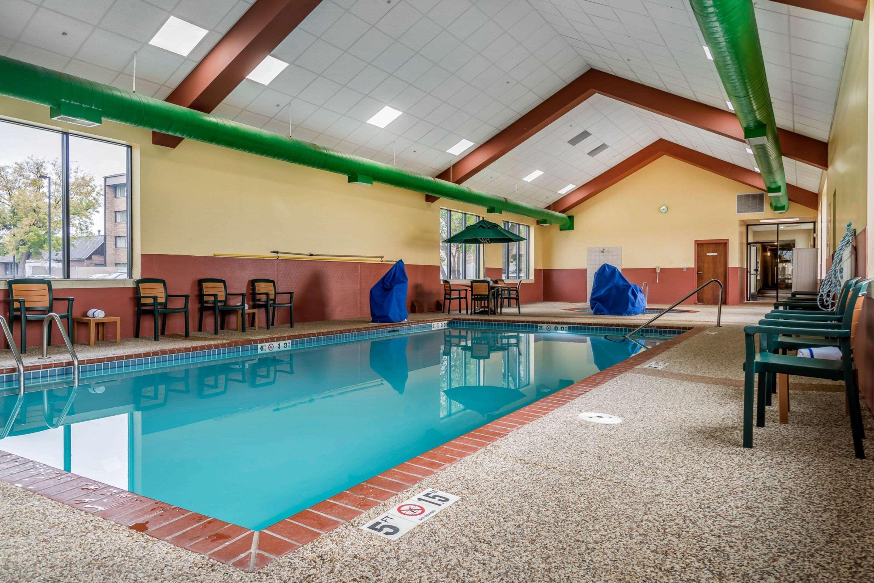 Quality Inn & Suites Mall Of America - Msp Airport Bloomington Exterior foto